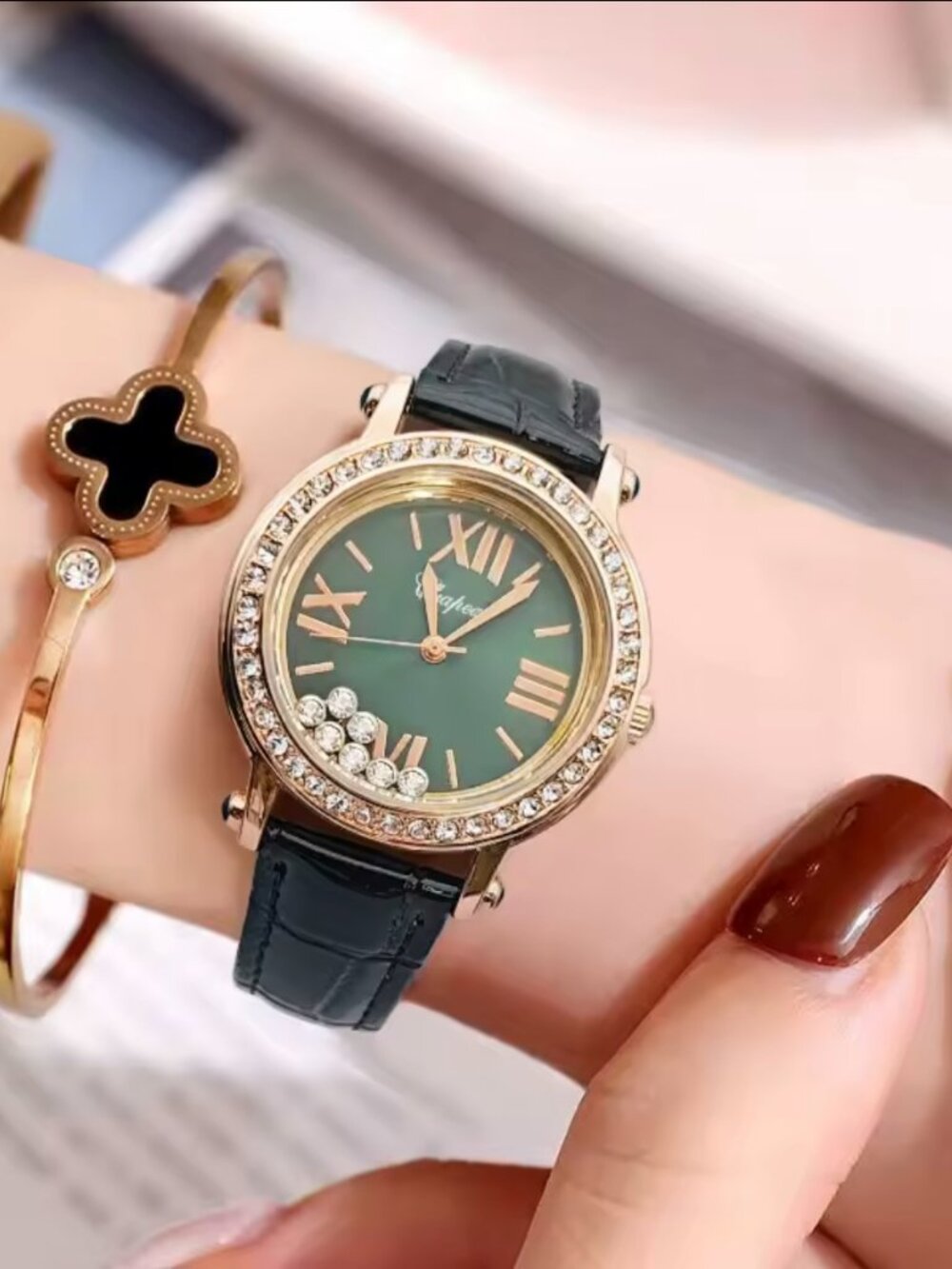 Chopard Styling Ladies Floating Diamonds 35mm Wristwatch in Emerald Green - Picture 4 of 7
